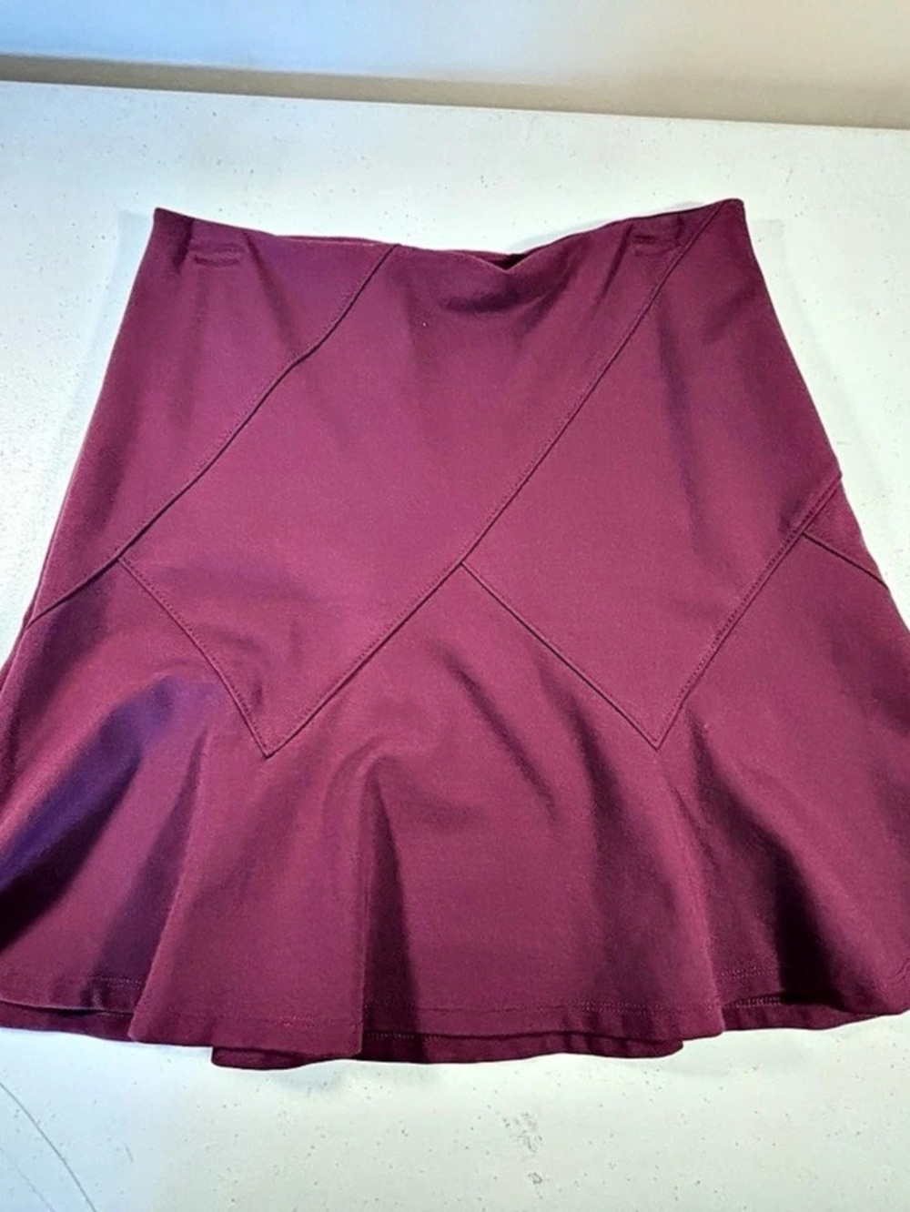 White House Black Market Geometric Mini Skirt in Purple Size 8 Like New